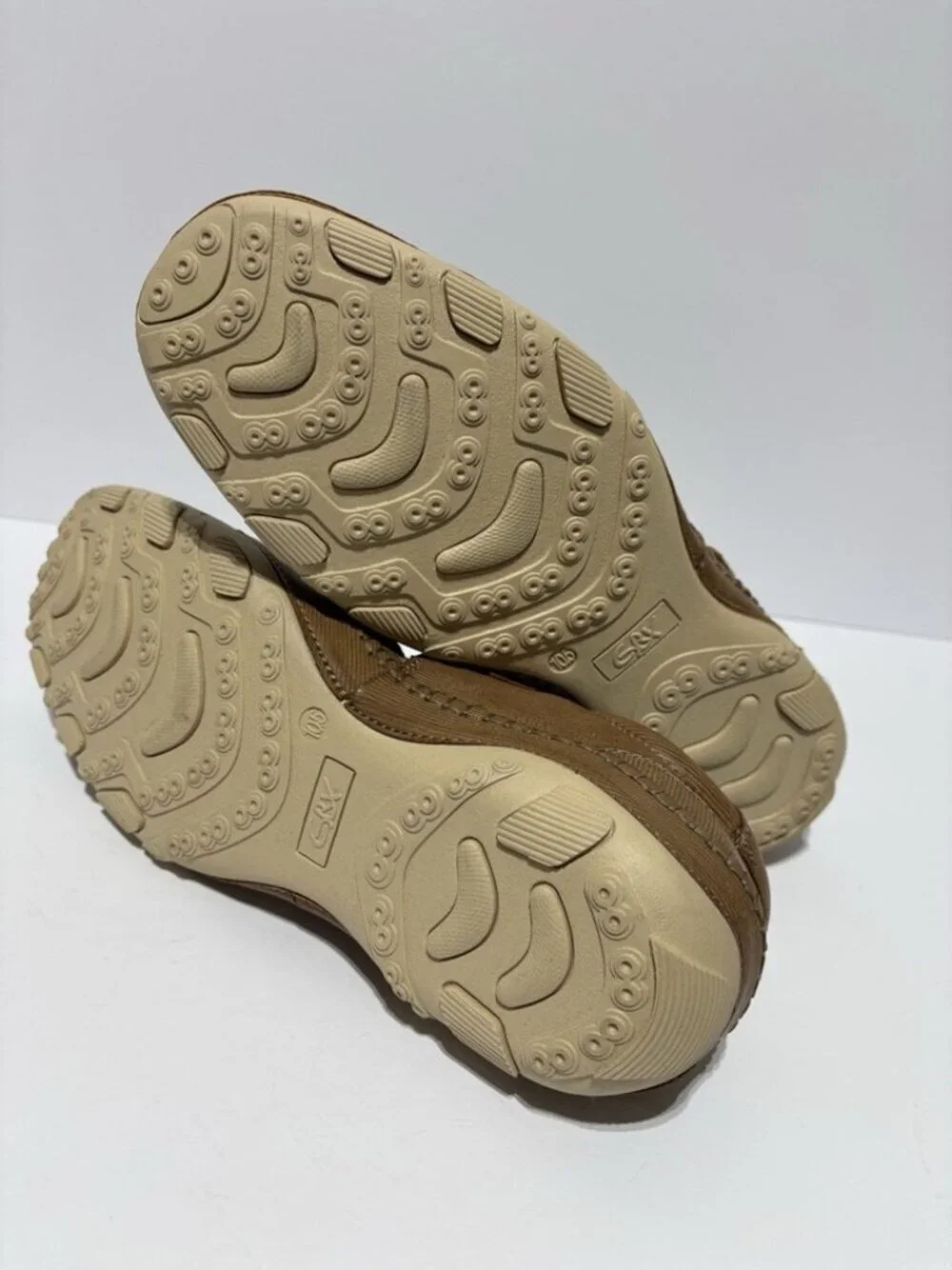 GBX Men’s Sentaur Brown Leather Slip-On Sport Sandals, Size 10.5 M